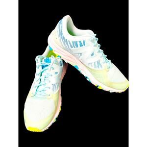 New Balance 690v2 All Terrain Running Shoes Foam Green Women's WT690RO2 Sz 8.5